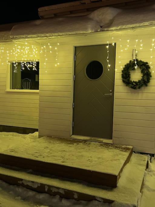 Arctic Circle Guesthouse โรวานิเอมิ ภายนอก รูปภาพ